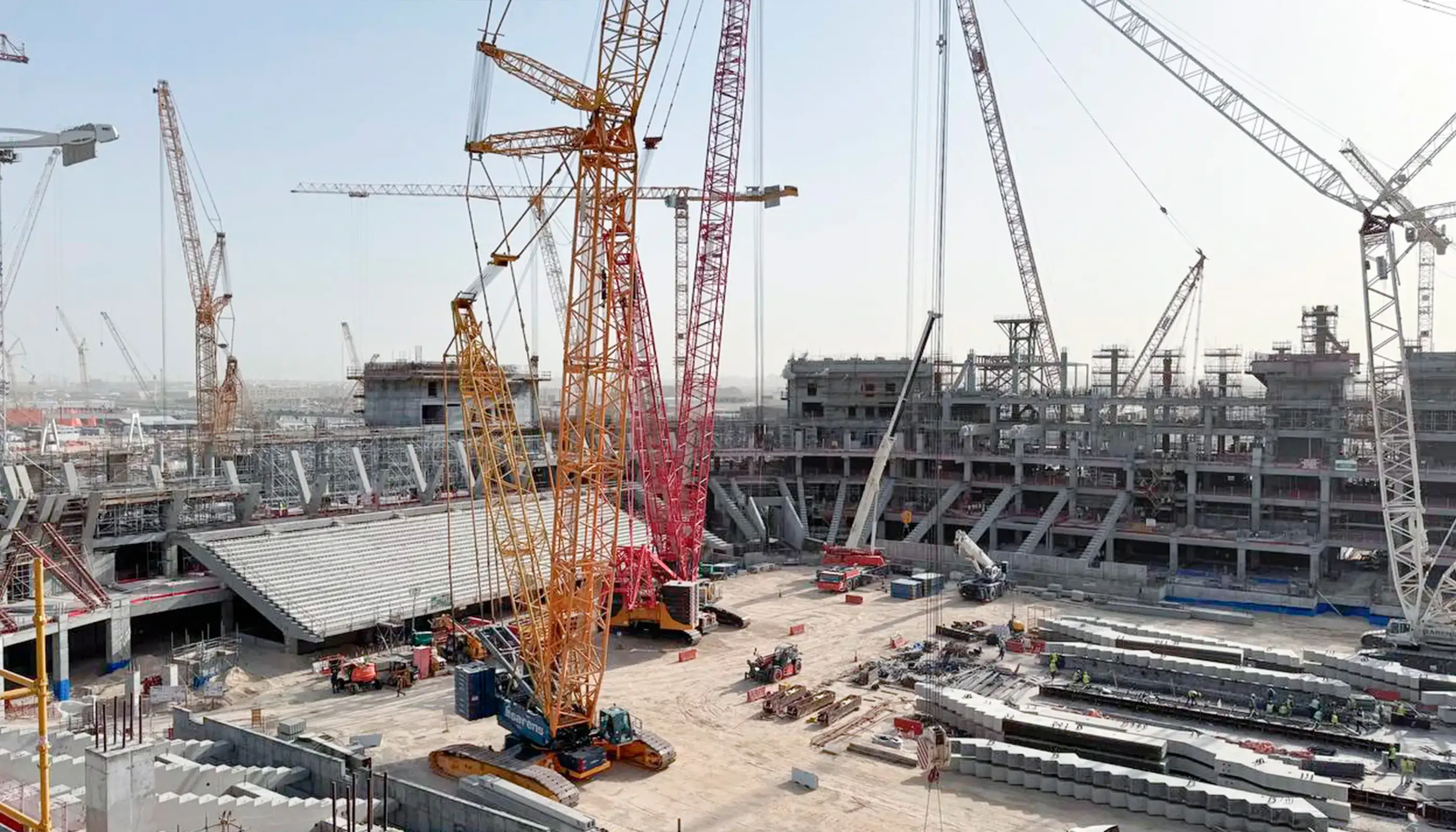Construction project in Dammam requiring crane hire — MYCRANE