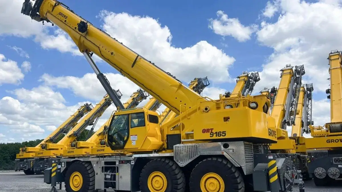 Used crane inspection and documentation review before purchase